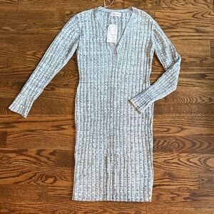 Elegant Gray Long Sleeve Knit Dress